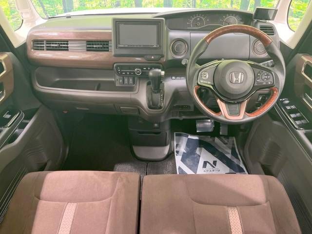 Honda N BOX 2019-08 13888-1