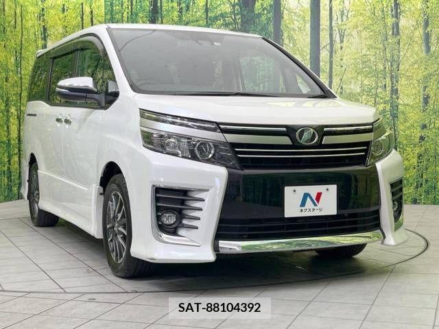 Toyota VOXY 2017-06 289068-17