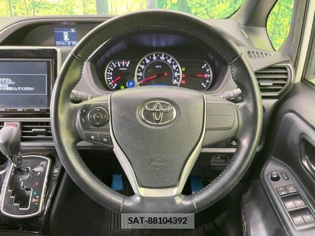 Toyota VOXY 2017-06 289068-12