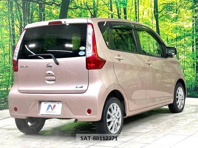 Nissan DAYZ 2015-07 266697-17
