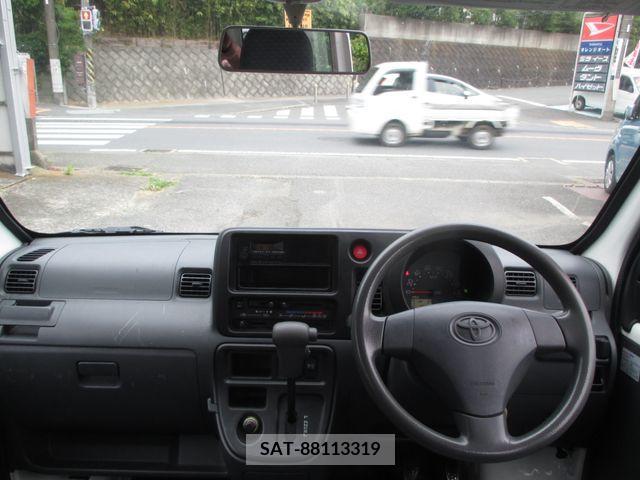Toyota PIXIS VAN 2012-06 378639-14