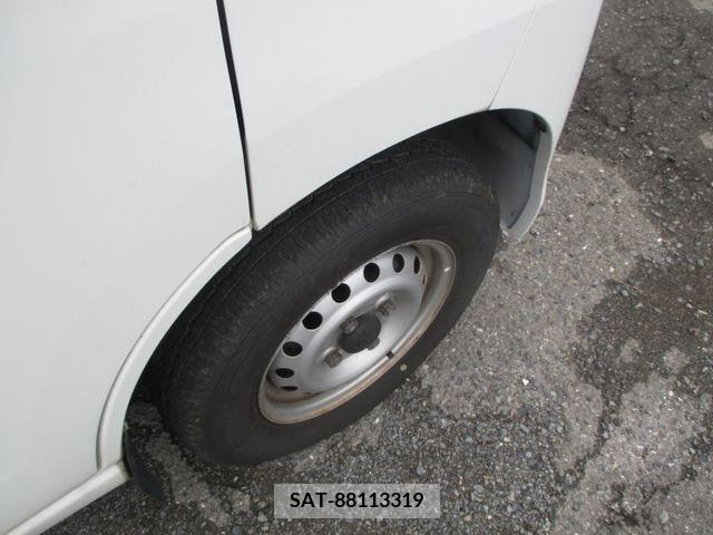 Toyota PIXIS VAN 2012-06 378639-10