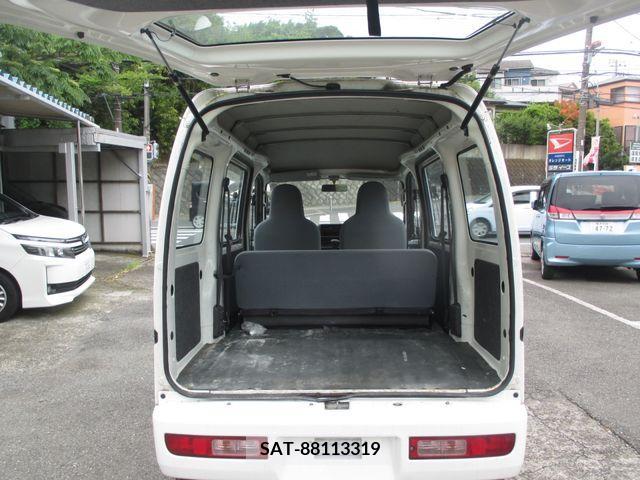 Toyota PIXIS VAN 2012-06 378639-6
