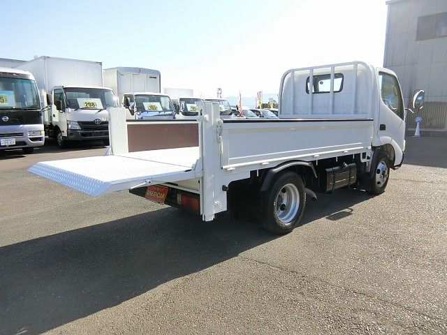 Toyota DYNA TRUCK 2008-02 19393-10