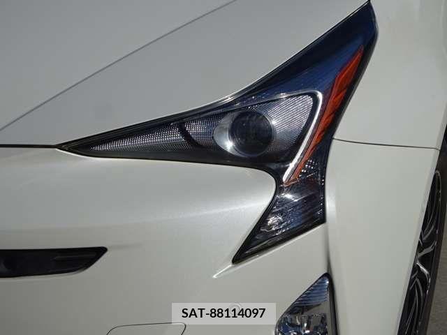 Toyota PRIUS 2018-11 219377-3