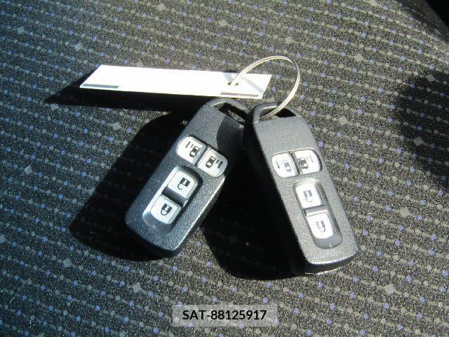 Honda N BOX 2015-03 241908-25