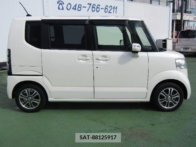 Honda N BOX 2015-03 241908-17