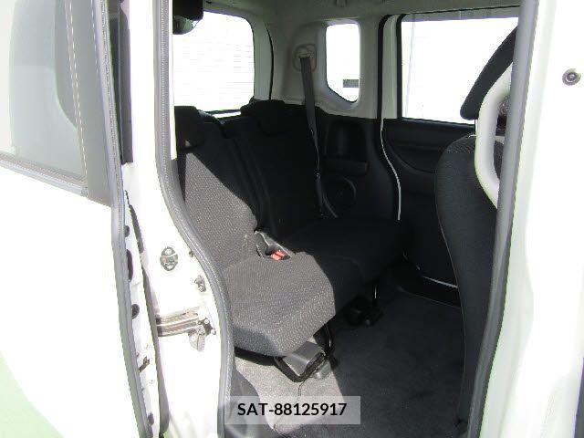 Honda N BOX 2015-03 241908-3