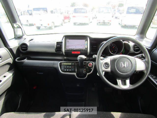Honda N BOX 2015-03 241908-1