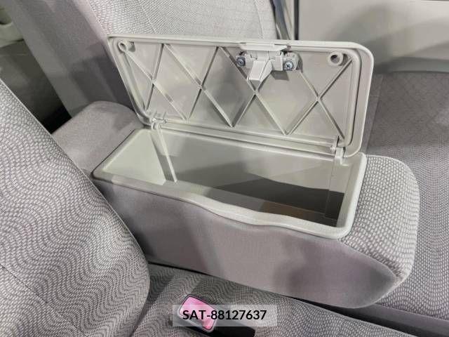 Daihatsu TANTO 2011-11 378815-5