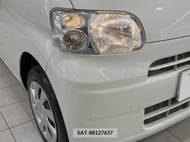 Daihatsu TANTO 2011-11 378815-12