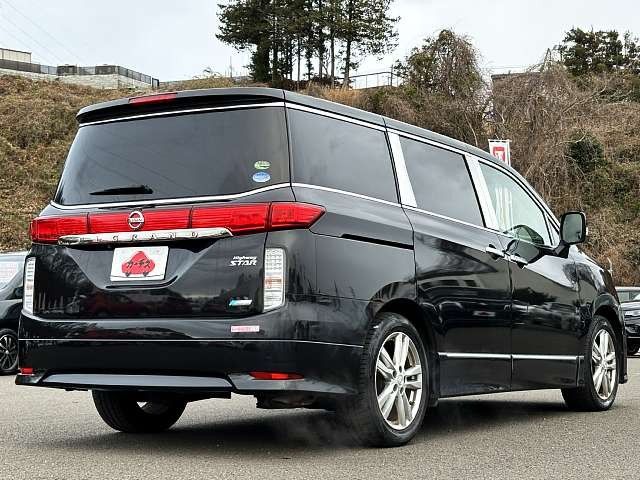 Nissan ELGRAND 2012-02 190369-2