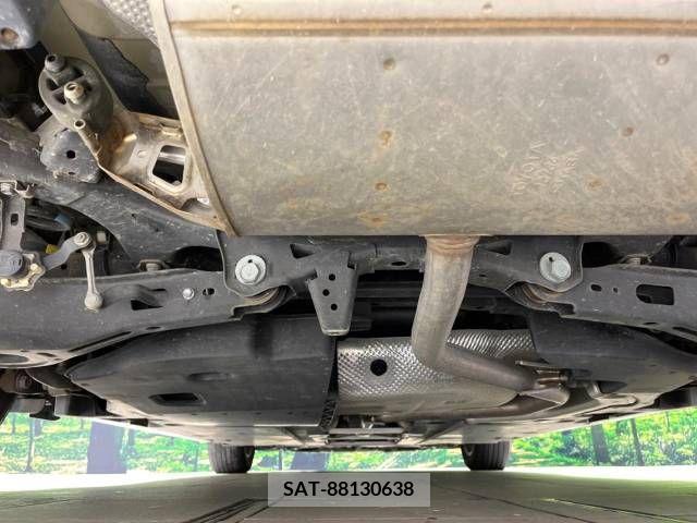 Toyota PRIUS 2017-06 322369-19