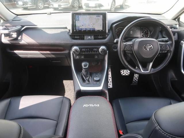 Toyota RAV4 2019-07 13065-1