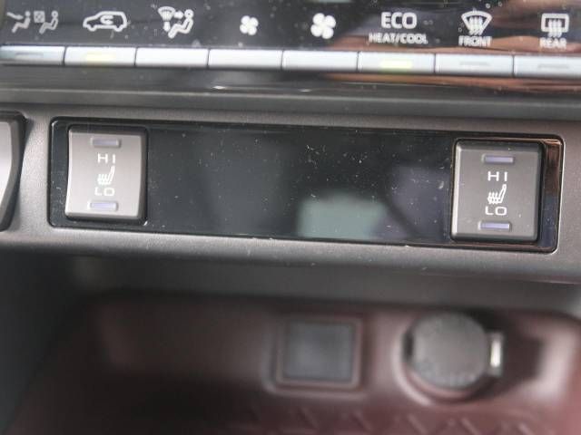 Toyota RAV4 2019-07 13065-6