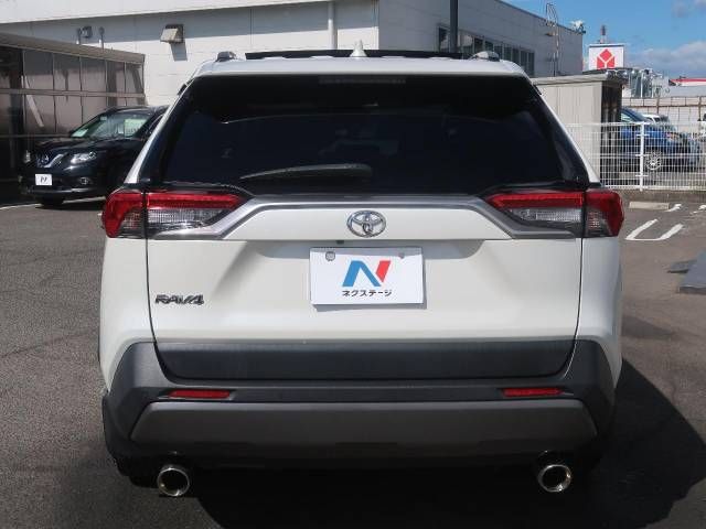 Toyota RAV4 2019-07 13065-15