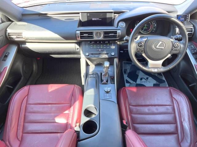 Lexus IS 2014-01 18286-1