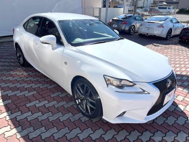 Lexus IS 2014-01 18286-16