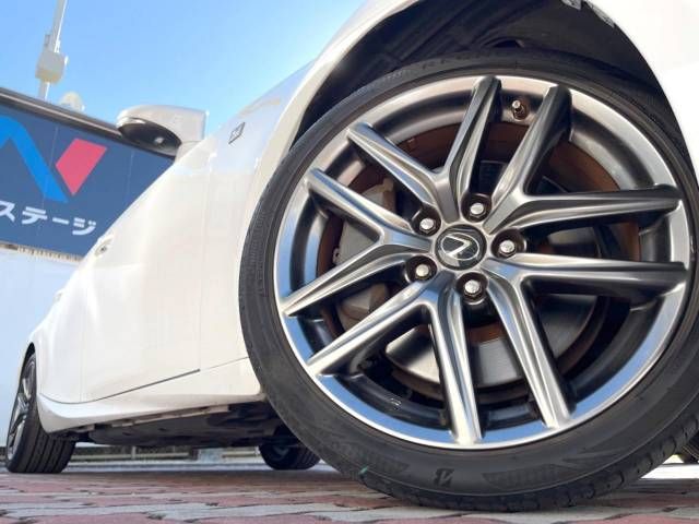 Lexus IS 2014-01 18286-13