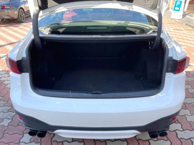 Lexus IS 2014-01 18286-10