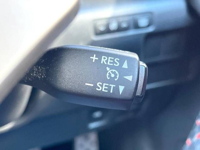 Lexus IS 2014-01 18286-3