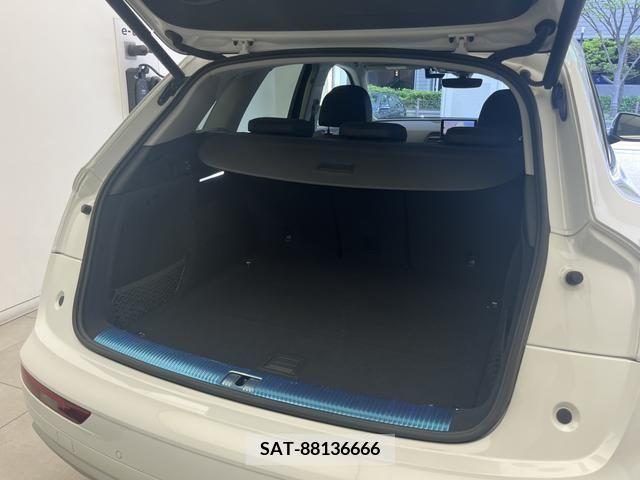 Audi Q5 2019-06 261311-13