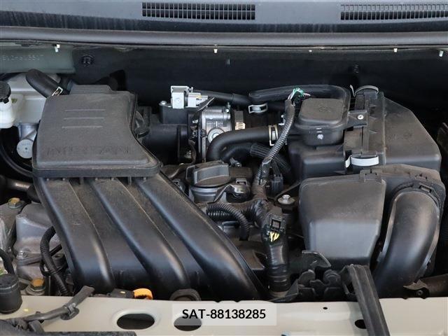 Nissan NOTE 2019-04 302437-18