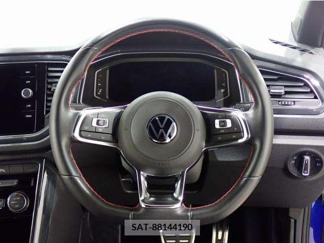 VolksWagen T-ROC 2020-12 298630-17