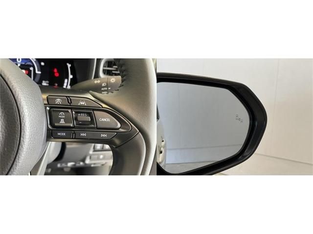 Toyota SIENTA 2023-09 8770-4