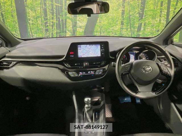 Toyota C-HR 2018-06 373546-1