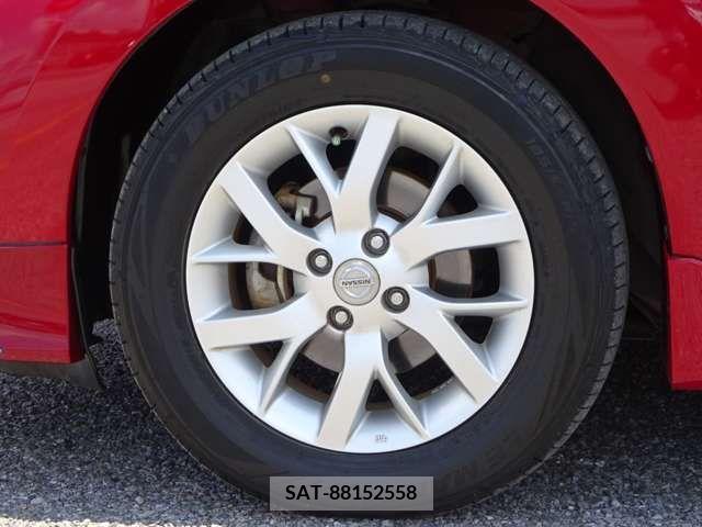 Nissan NOTE 2017-01 327922-6