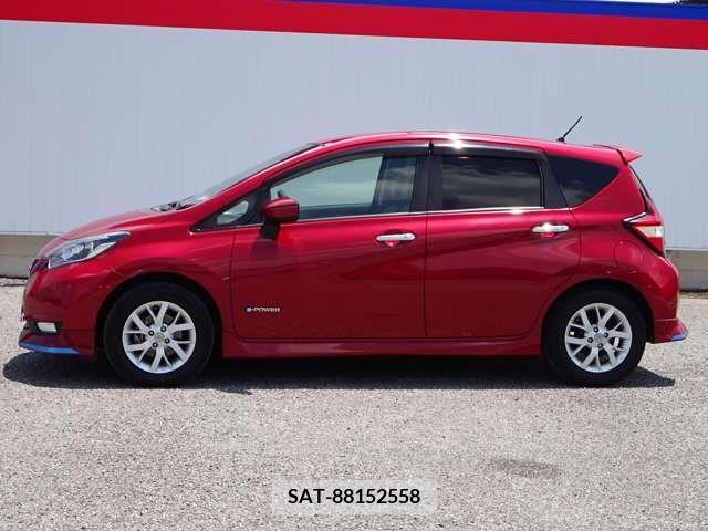 Nissan NOTE 2017-01 327922-2