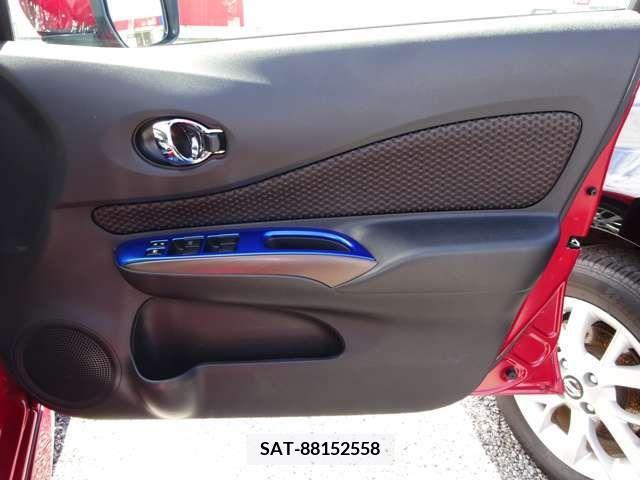 Nissan NOTE 2017-01 327922-11
