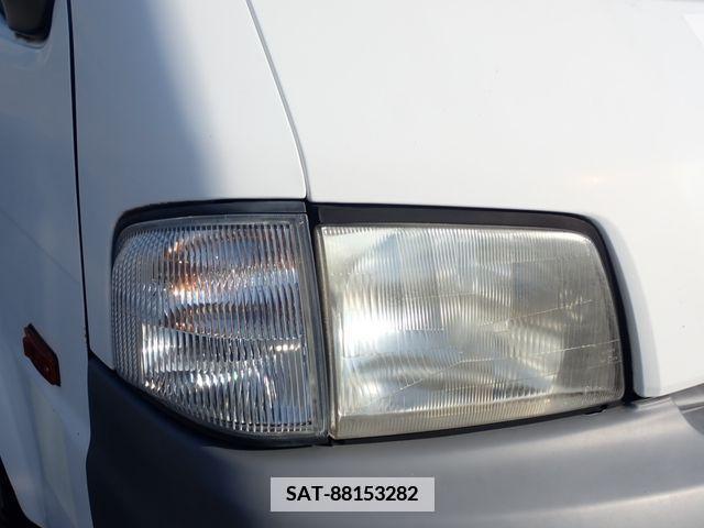 Mazda BONGO VAN 2012-06 384615-8