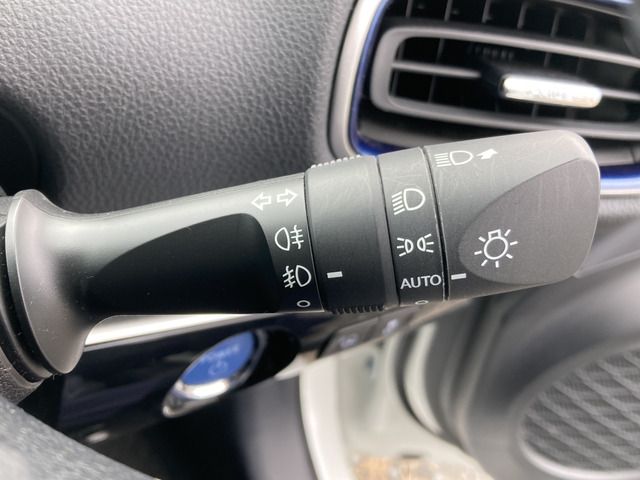 Toyota PRIUS 2019-10 1323-15