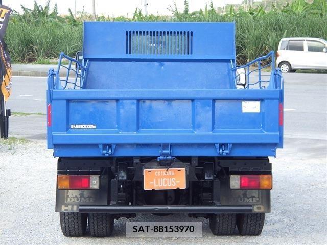Hino DUTRO 2015-12 296734-4