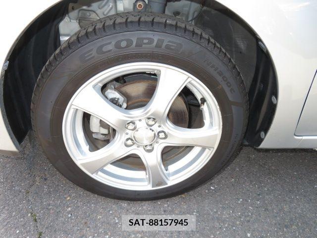 Toyota RACTIS 2014-10 373299-28