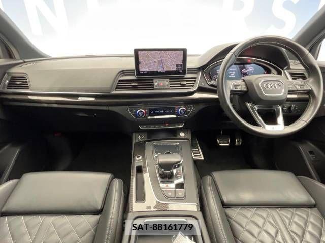 Audi SQ5 2018-03 356640-1