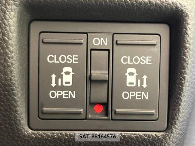 Honda N BOX CUSTOM 2017-11 307157-4