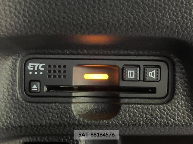 Honda N BOX CUSTOM 2017-11 307157-7