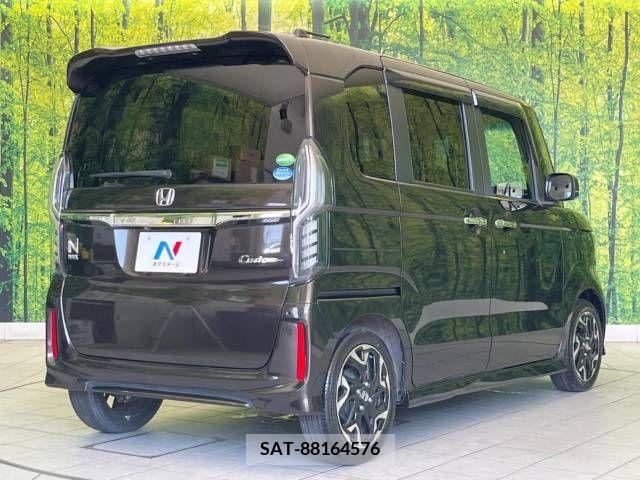 Honda N BOX CUSTOM 2017-11 307157-17