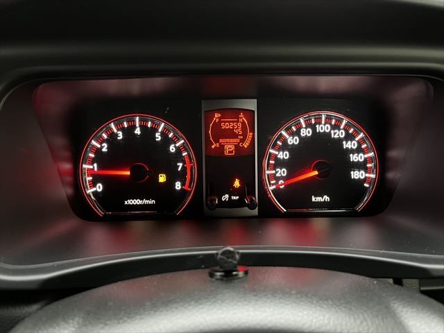 Nissan SERENA 2010-08 5838-28