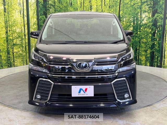 Toyota VELLFIRE 2017-02 381961-15