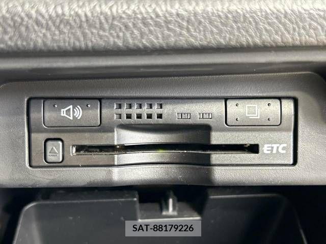 Toyota VOXY 2010-10 321304-5