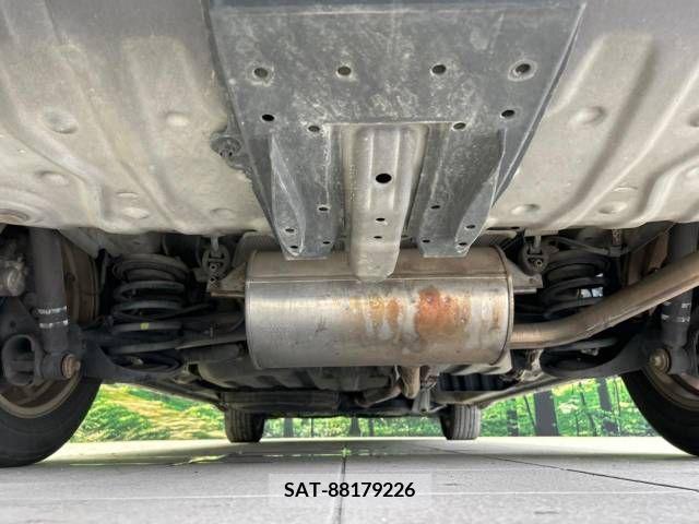 Toyota VOXY 2010-10 321304-19