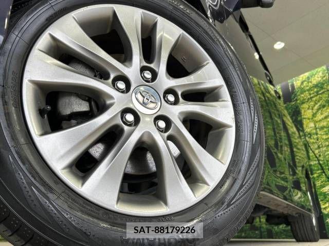 Toyota VOXY 2010-10 321304-13