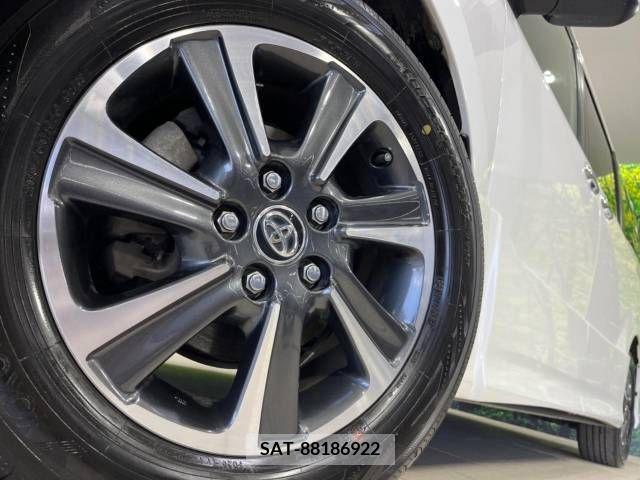 Toyota VOXY 2018-07 289126-14