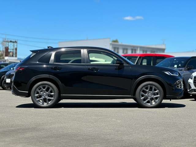 Honda ZR-V 2023-03 28332-27