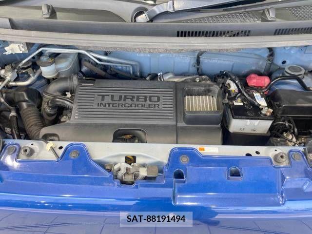 Daihatsu WAKE 2017-01 371090-18