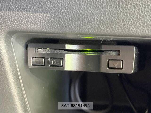 Daihatsu WAKE 2017-01 371090-7